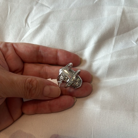 Kendra Scott Cocktail Ring NWT - Picture 3 of 5